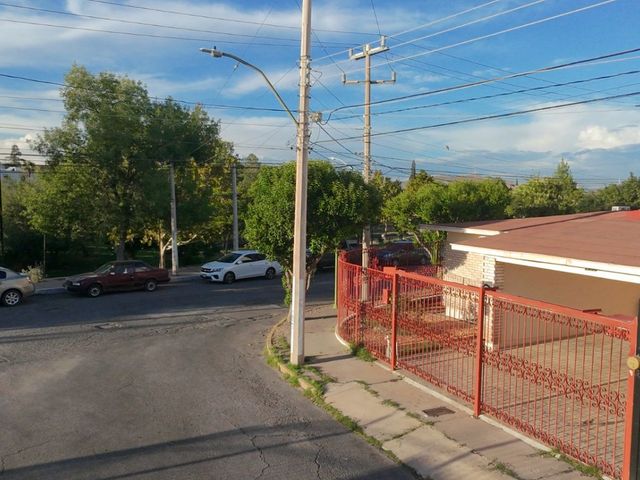 place photo 26