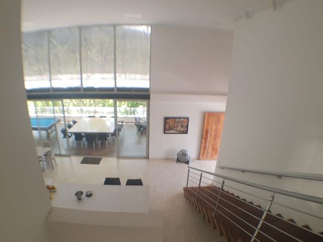 place photo 54