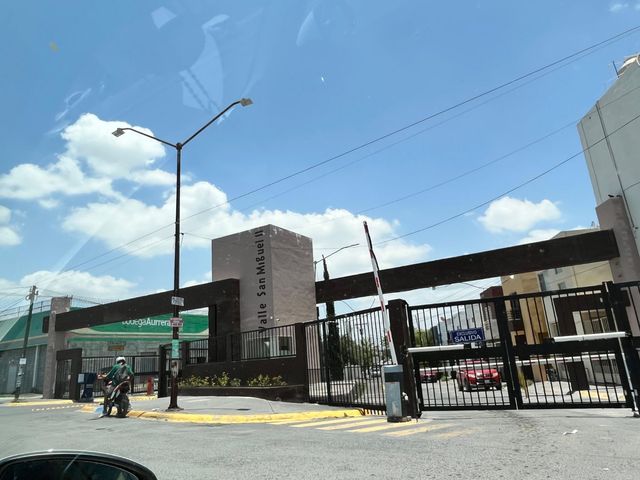 place photo 49