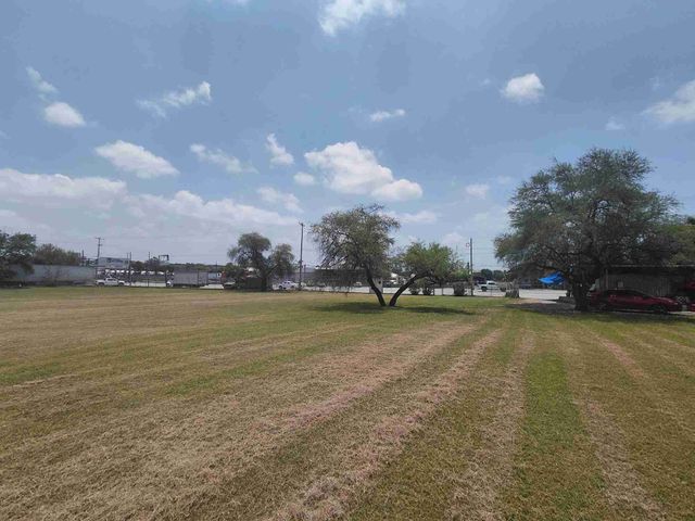 place photo 18
