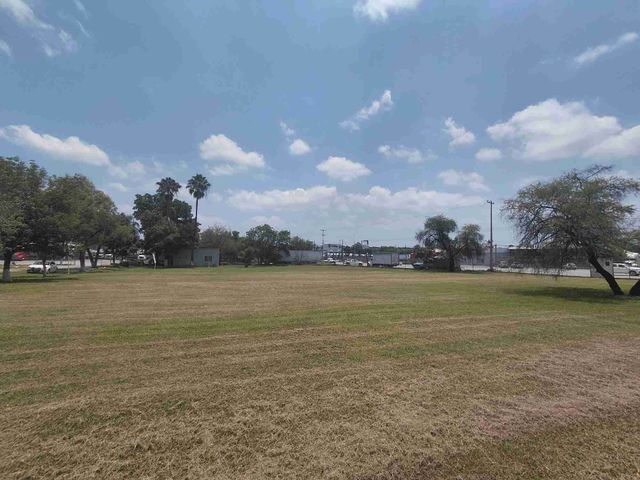 place photo 19