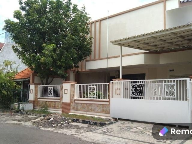 Rumah Dharmahusada Indah Hadap Selatan Row Jalan 2 Mbl
