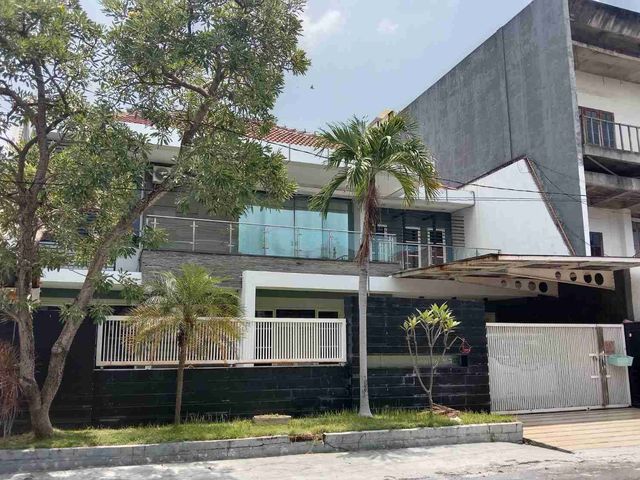 RUMAH DHARMA HUSADA DEKAT KERTAJAYA, MANYAR, GALAXY MALL