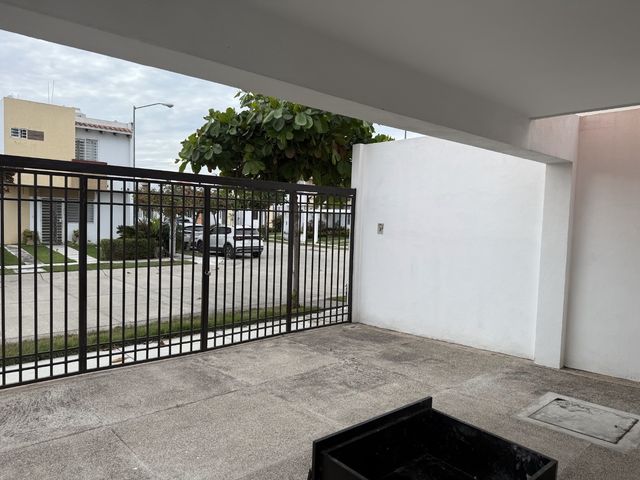 place photo 33