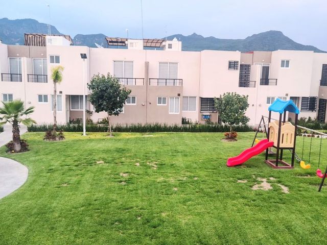 place photo 37