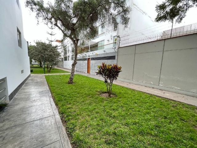 place photo 54