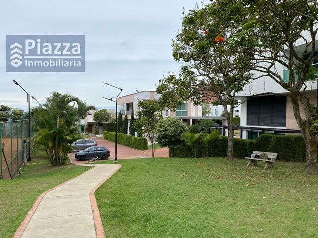 place photo 38