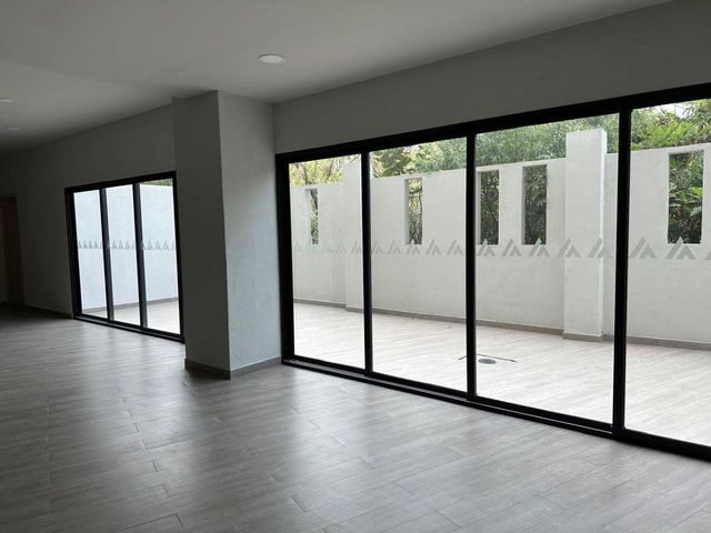 place photo 51