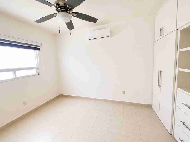 place photo 50