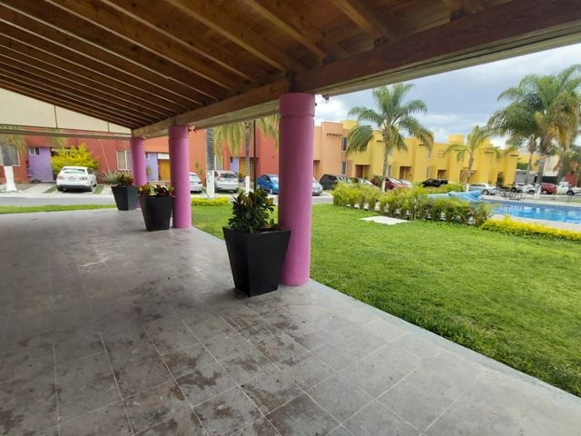 place photo 18