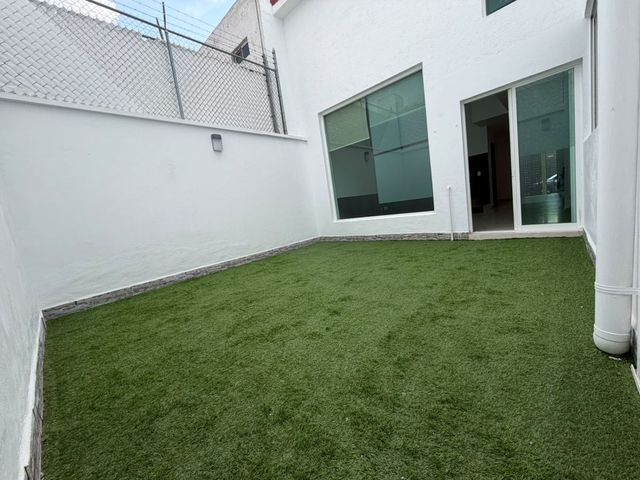place photo 51