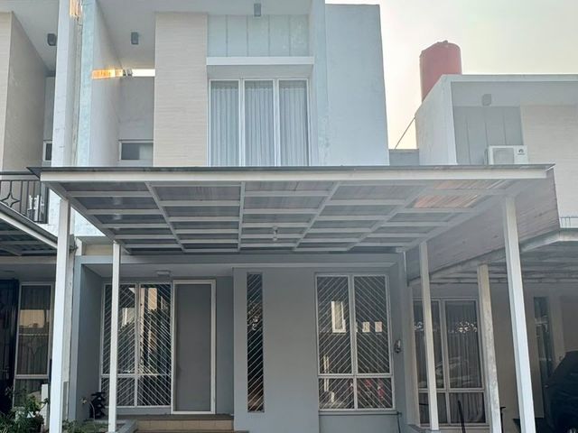 Disewakan Rumah JGC - YARRA, Full furnished (siap masuk segera)