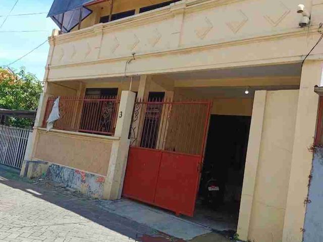 Dijual rumah usaha di jalan taurus karang asem