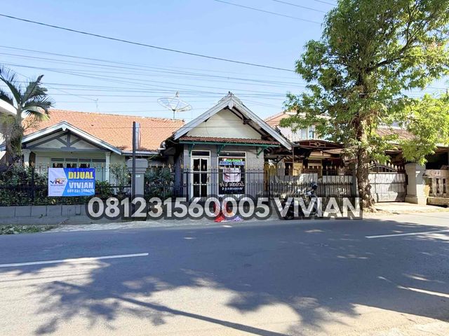 RUMAH LUAS PINGGIR JALAN COCOK DIBUAT TOKO DI MANGGAR GEBANG JEMBER