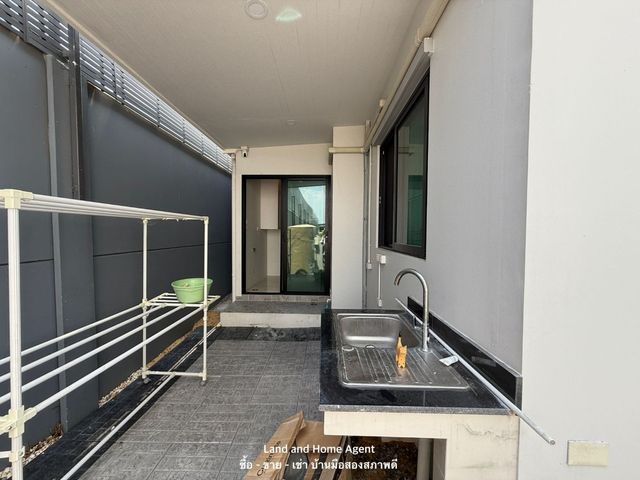 place photo 37