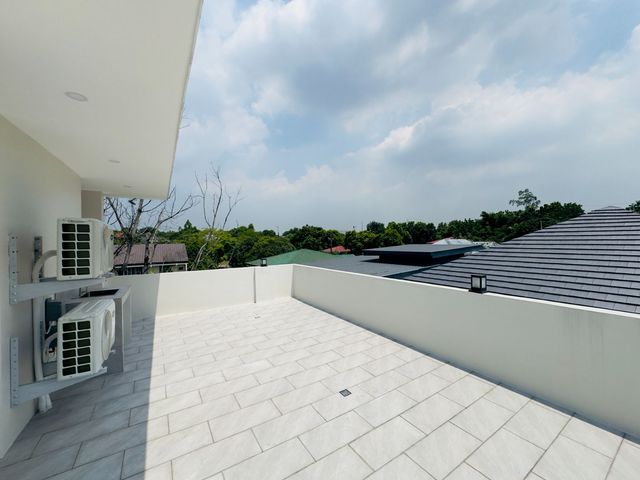place photo 57