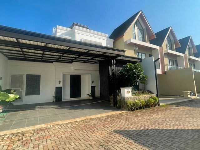 RUMAH MURAH 800 JUTAAN 2 LANTAI DIJANTUNG KOTA PATI