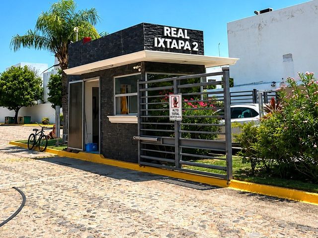 place photo 47