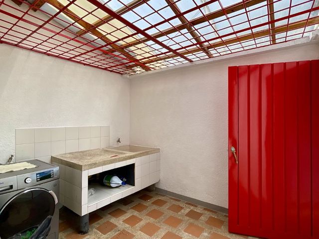 place photo 75