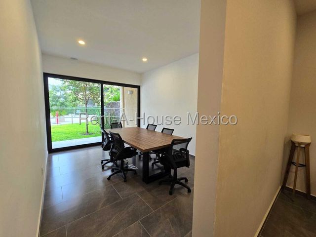 place photo 45