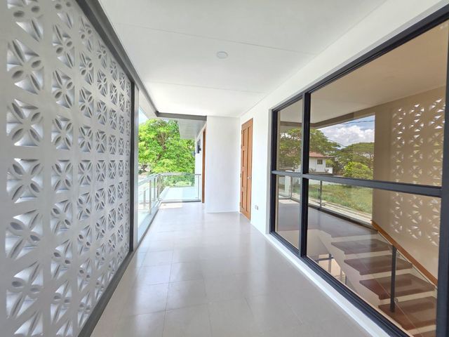 place photo 49