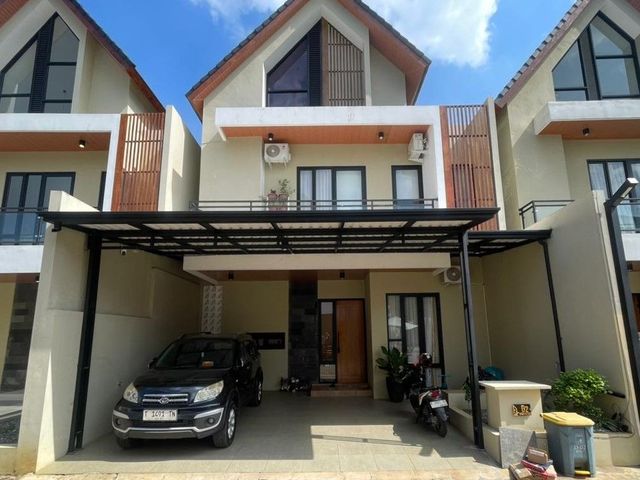 HUNIAN DEKAT PUSAT KOTA PATI DENGAN STYLE AMERICAN DAN SCANDINAVIAN