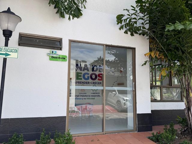 place photo 24