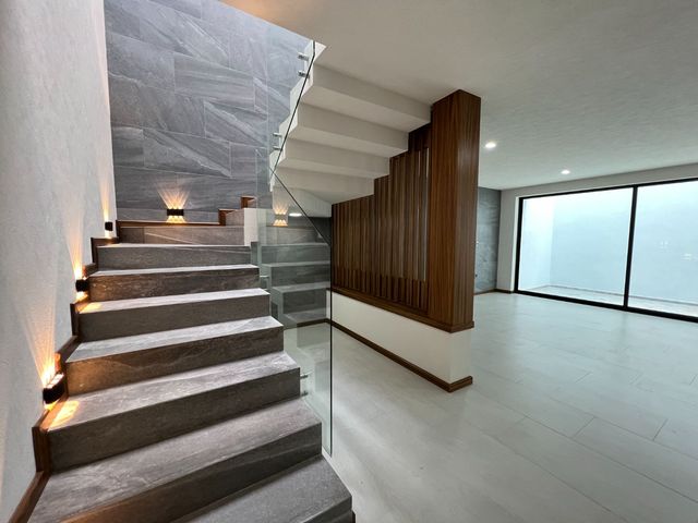 place photo 46
