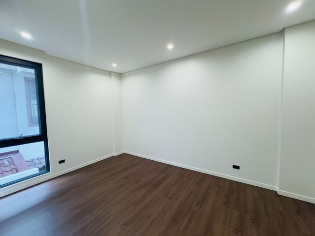 place photo 66