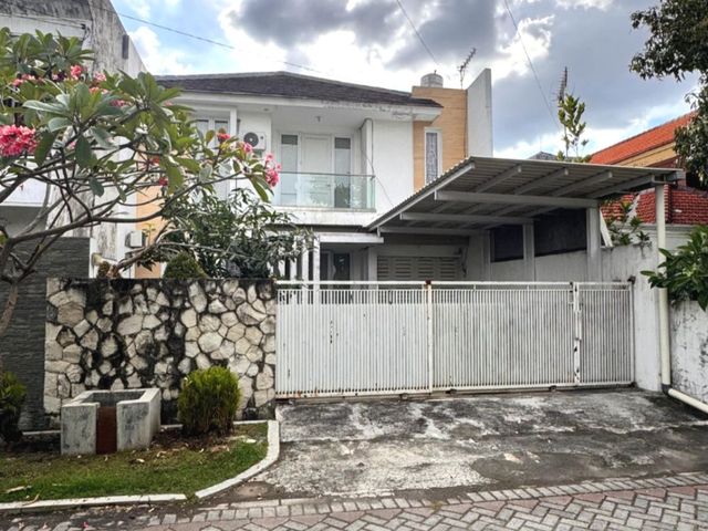 FORSALE RUMAH KLAMPIS AJI SIAP HUNI SURABAYA BW 303