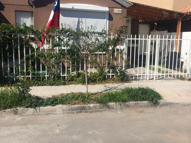 BUENA CASA EN CONDOMINIO DE NOS