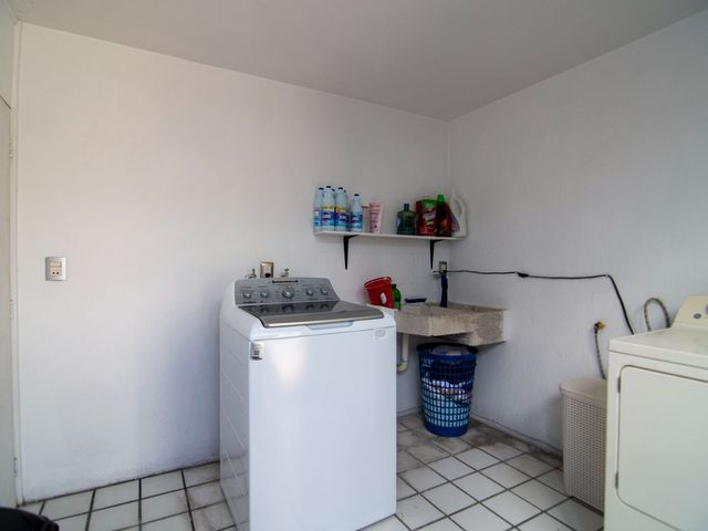 place photo 43
