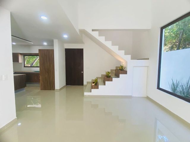 place photo 56