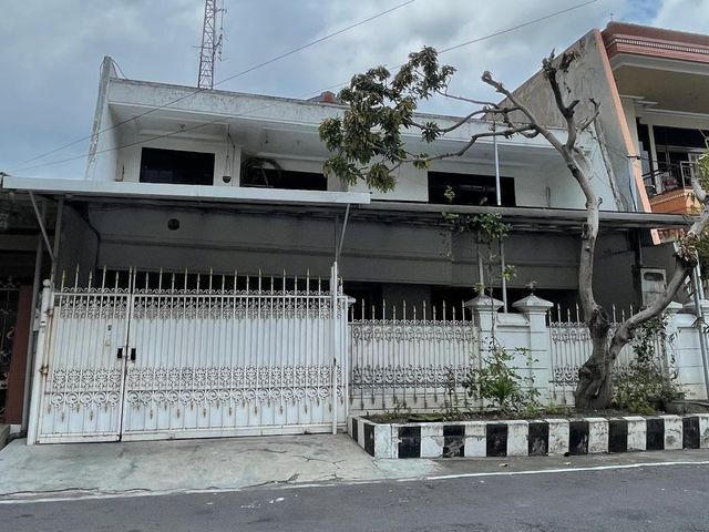 RUMAH HITUNG HARGA TANAH SAJA DI KERTAJAYA INDAH TIMUR SURABAYA
