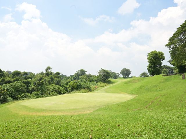 FOR SALE - Residential Vacant Lot in Eagle Ridge Golf and Residential Estates, General Trias, Cavite