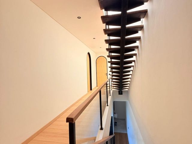 place photo 51