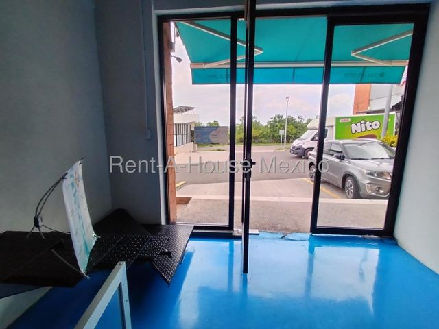 place photo 24