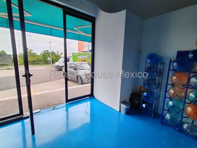 place photo 25