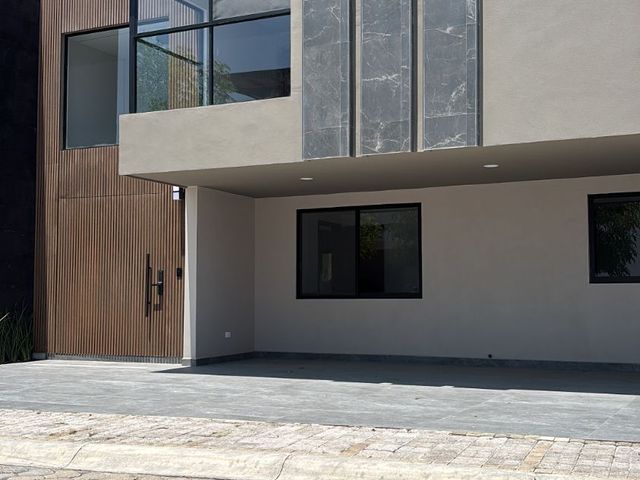 place photo 51