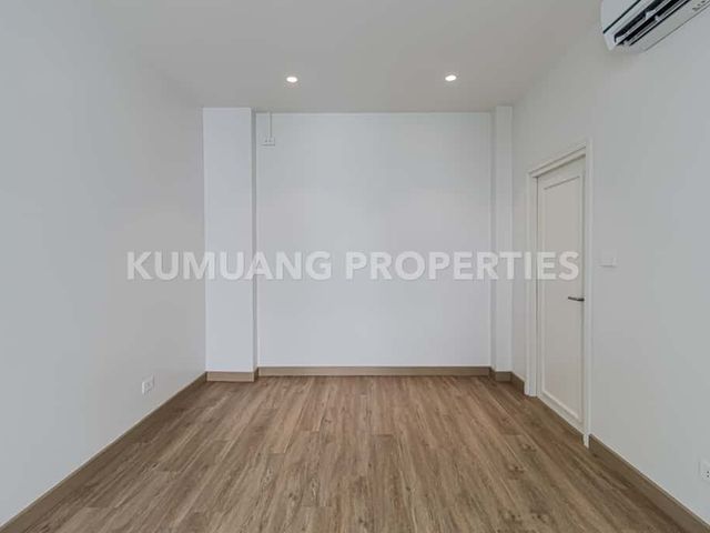 place photo 69