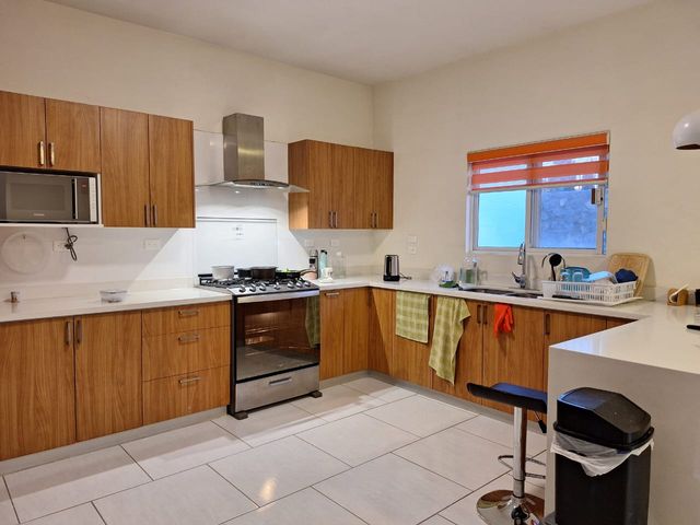 place photo 66