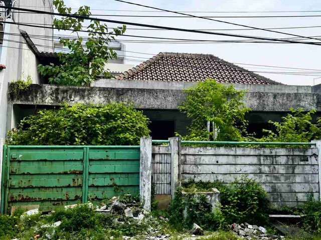 Jual Rumah Hitung Tanah di Grogol, Jakarta Barat Hadap Utara, Cocok Untuk Tempat Kos
