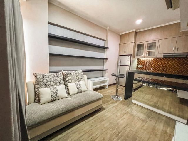 DISEWAKAN UNIT 2BR FULL FURNISH SIAP HUNI APARTEMEN SURABAYA BARAT
