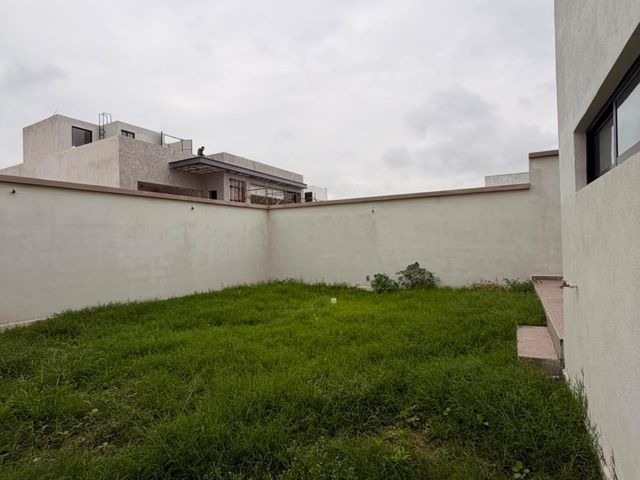 place photo 53