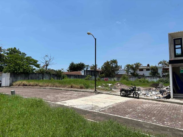 place photo 18