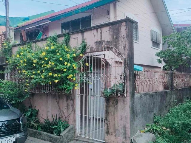 House For Sale Near SM Dasmarinas
