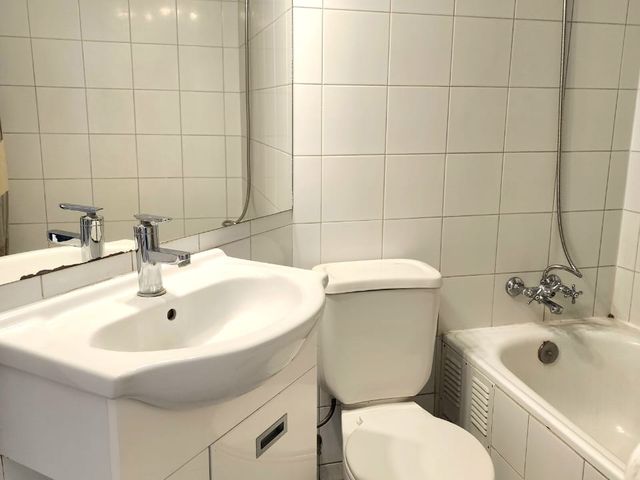 place photo 23