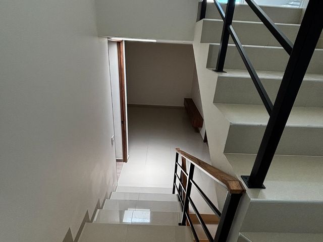 place photo 82