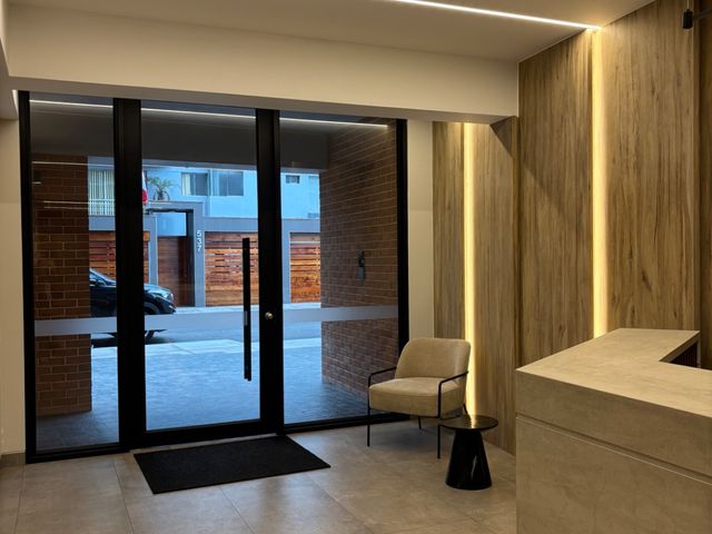 place photo 36