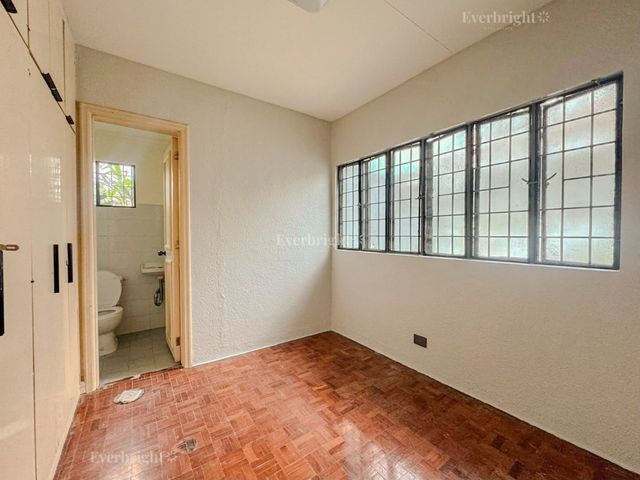 place photo 48